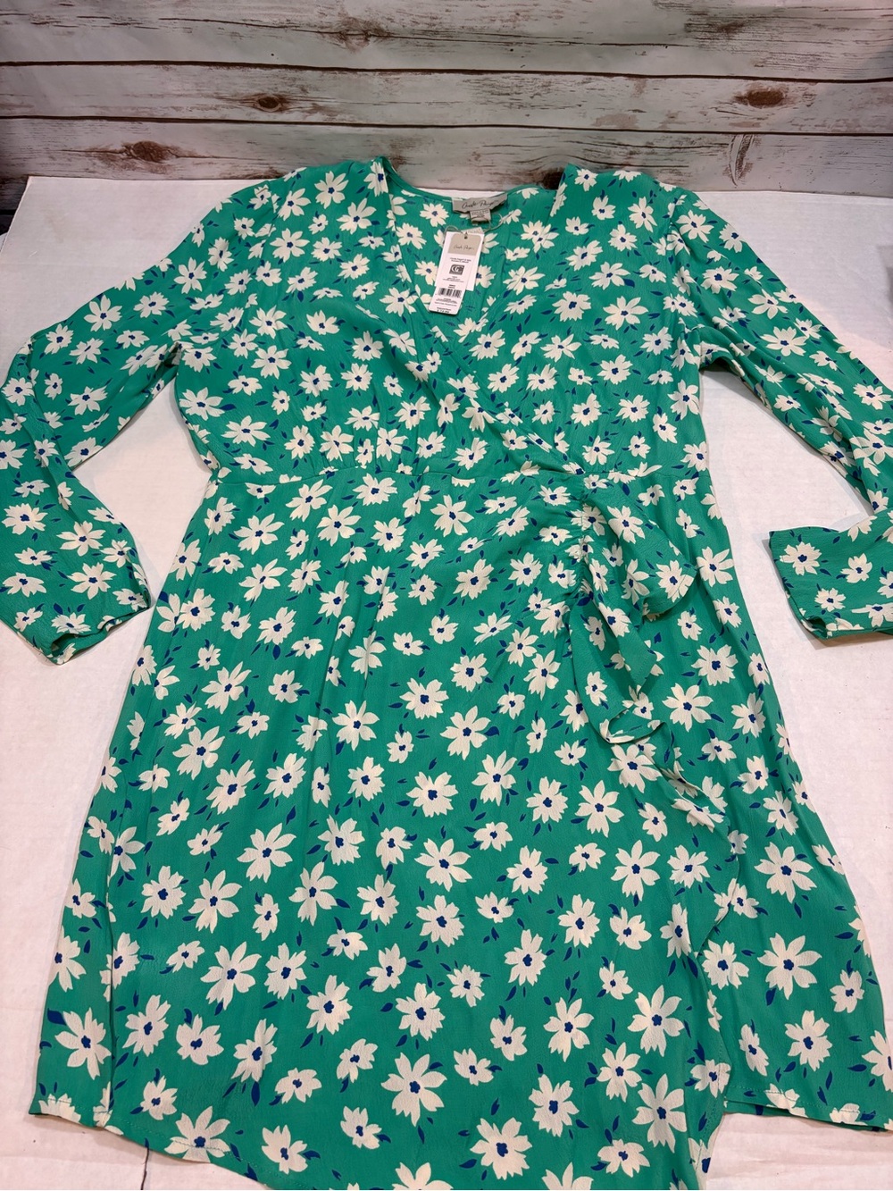 Charlie Paige Green Floral Dress with White Flowers